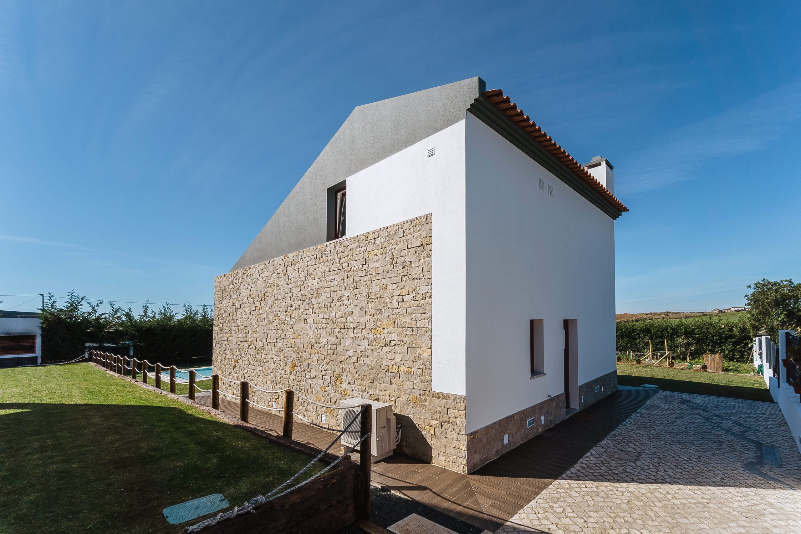 074_Exterior-Pateo-Sagaipo-Alojamento